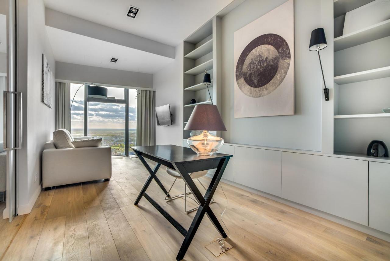 In The Sky - Apartamenty W Sky Tower Βρότσλαβ Εξωτερικό φωτογραφία