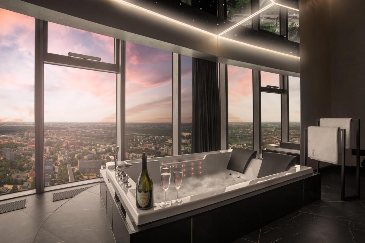 In The Sky - Apartamenty W Sky Tower Βρότσλαβ Εξωτερικό φωτογραφία